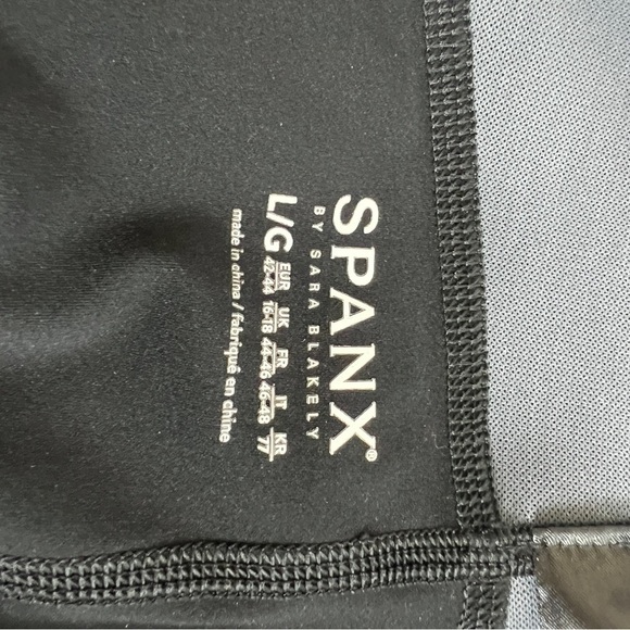 SPANX Every Wear Active Gloss Pocket Leggings Black size Large - Picture 6 of 12